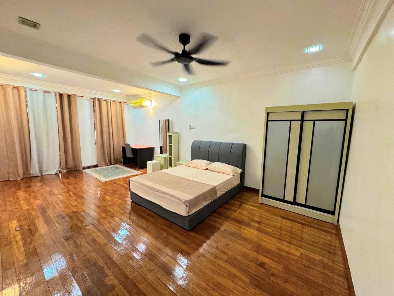 Ibai Golf Home Resort Homestay Kuala Terengganu Exteriör bild