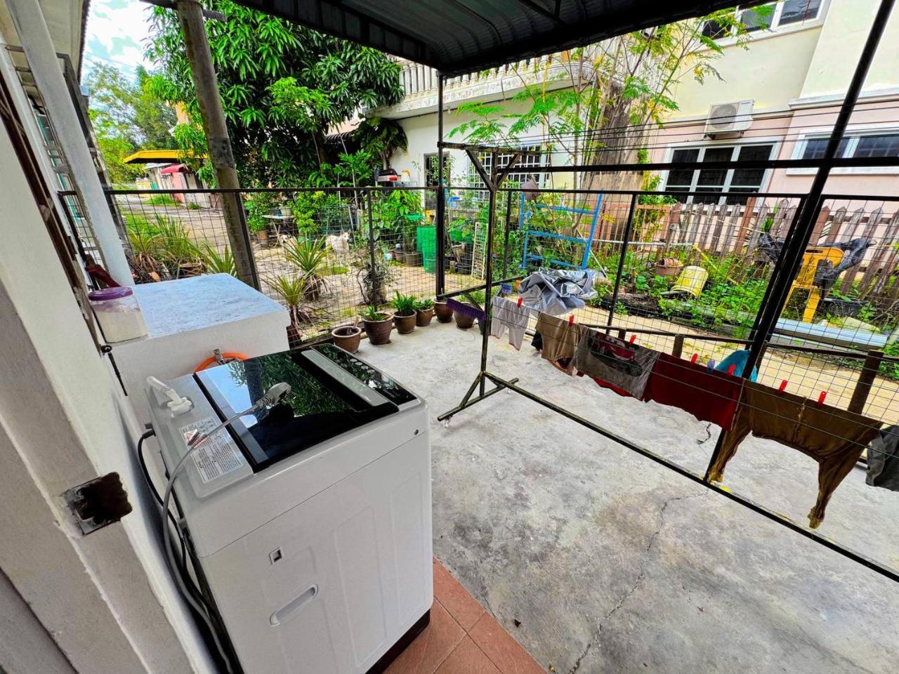 Ibai Golf Home Resort Homestay Kuala Terengganu Exteriör bild