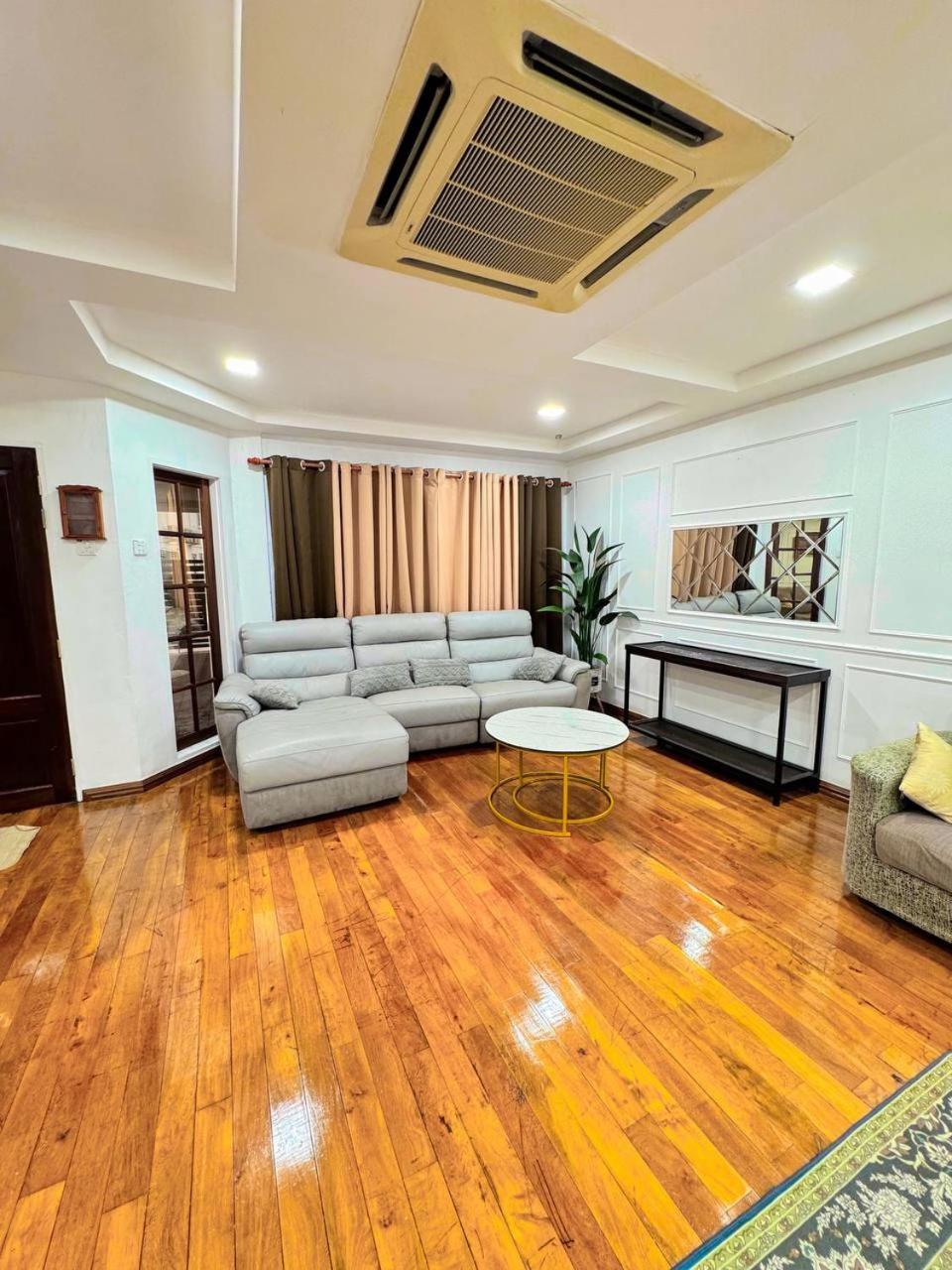 Ibai Golf Home Resort Homestay Kuala Terengganu Exteriör bild